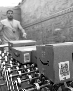 Amazon schickt Kataloge per Post um zielgerichtet mehr Marktanteile zu ergattern