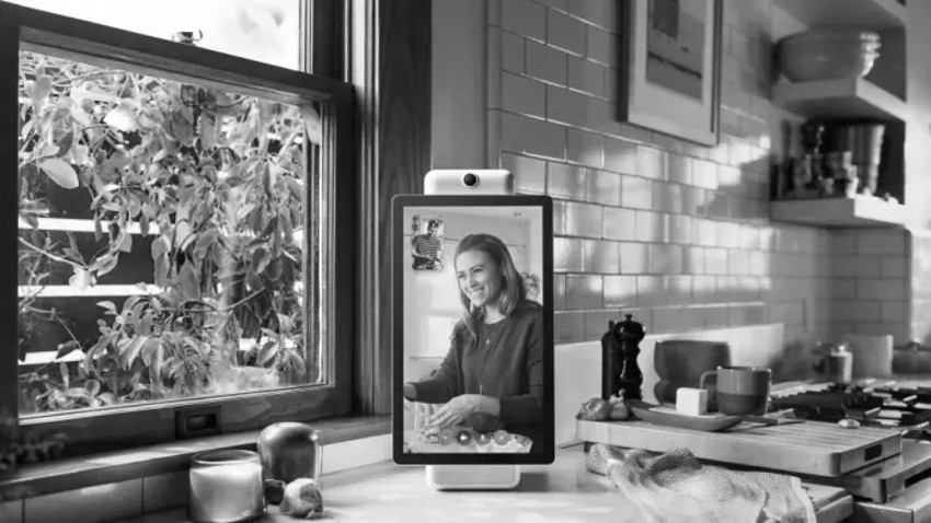 Facebook bringt smarte Lautsprecher mit Bildschirm und Kamera (Fotomaterial: Facebook)