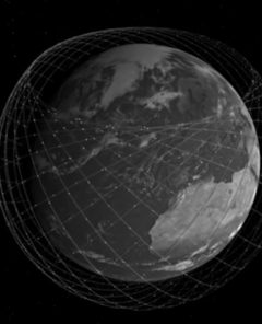 Elon Musk: "Satelliten-Internet soll jedem Menschen auf der Erde Zugang zum Internet ermöglichen" (Foto: Screenshot, Youtube)