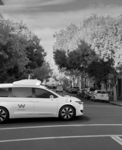 waymo_minivan_5