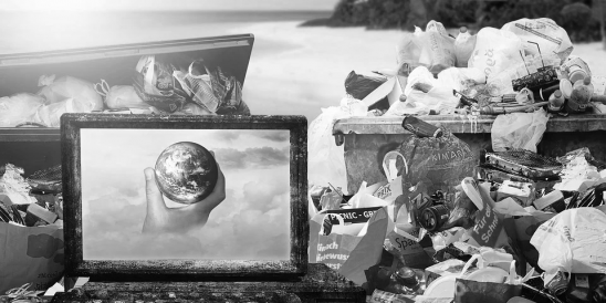 Künstliche Intelligenz spürt Plastikmüll im Meer auf (Foto: Pixabay)