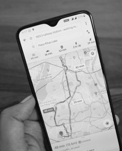 Google Maps bekommt neuen Konkurrenten im Bereich mobile Kartendienste: DuckDuckGo (Pixabay)