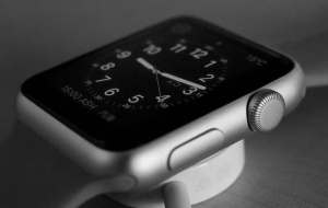 Sauerstoffgehalt im Blut messen mit Apple Watch 6 funktioniert offenbar zu ungenau