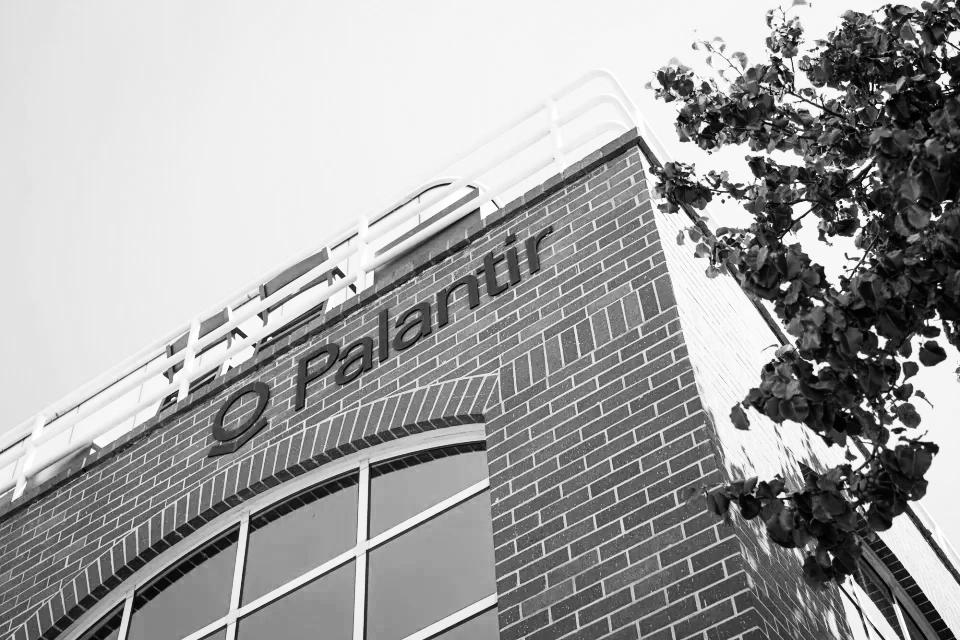 Palantir Technologies Erlebt Durch KI-Nachfrage Einen Beispielloser Anstieg
