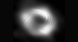 Erstes Bild der Magnetfelder um Schwarze Löcher durch das Event Horizon Telescope enthüllt