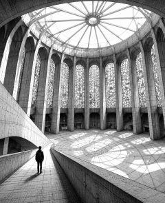 ai-brasilia-kathedrale-lichtkrone