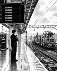 844826__ai-bahn-bahnhof-fangschleuse-re1-verzoegerung